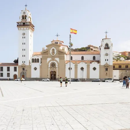 Ek En A アパート カンデラリア